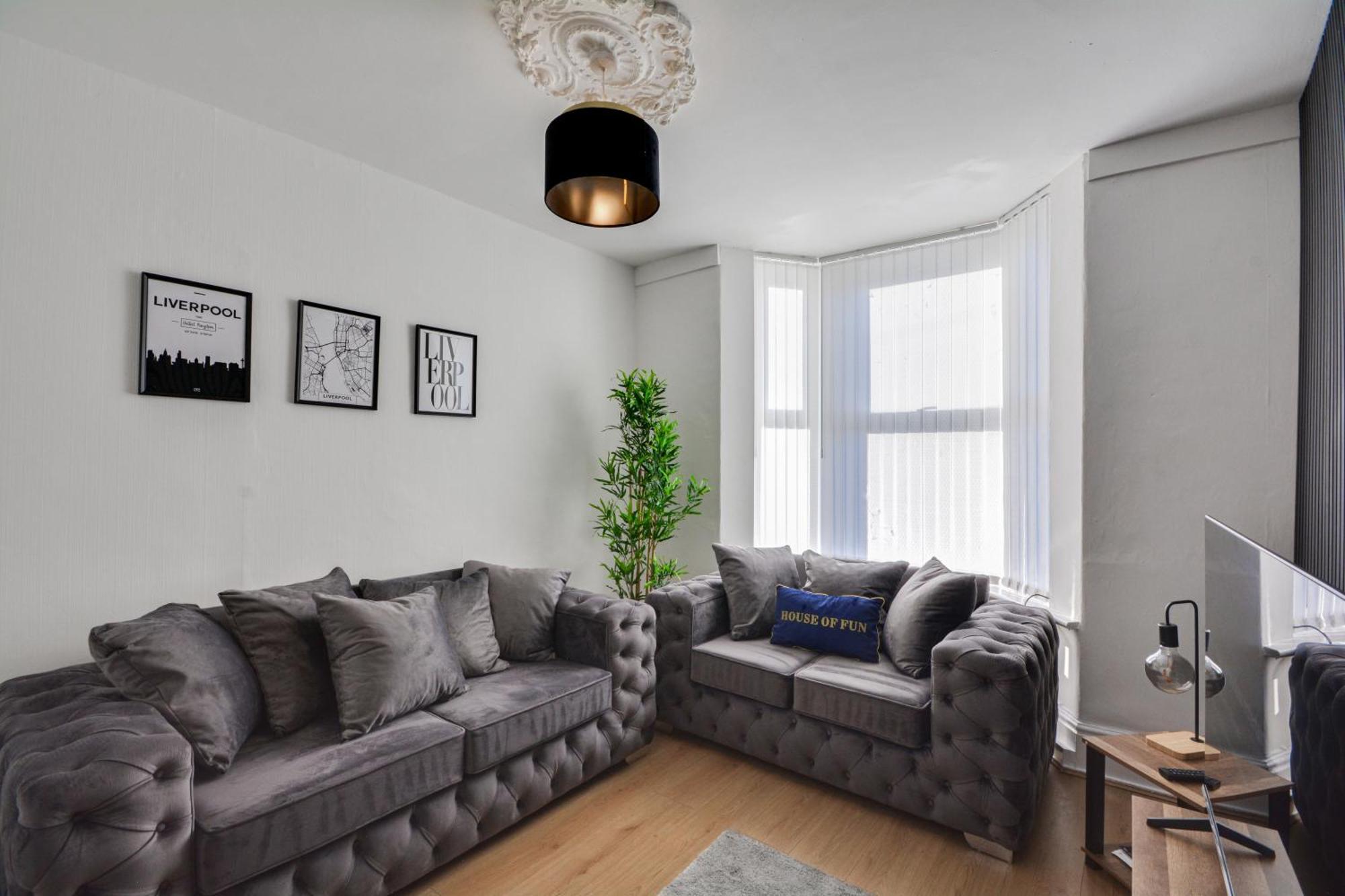 Stay With Alexandra 2 Free Parking - High Speed Free Wifi Liverpool Esterno foto