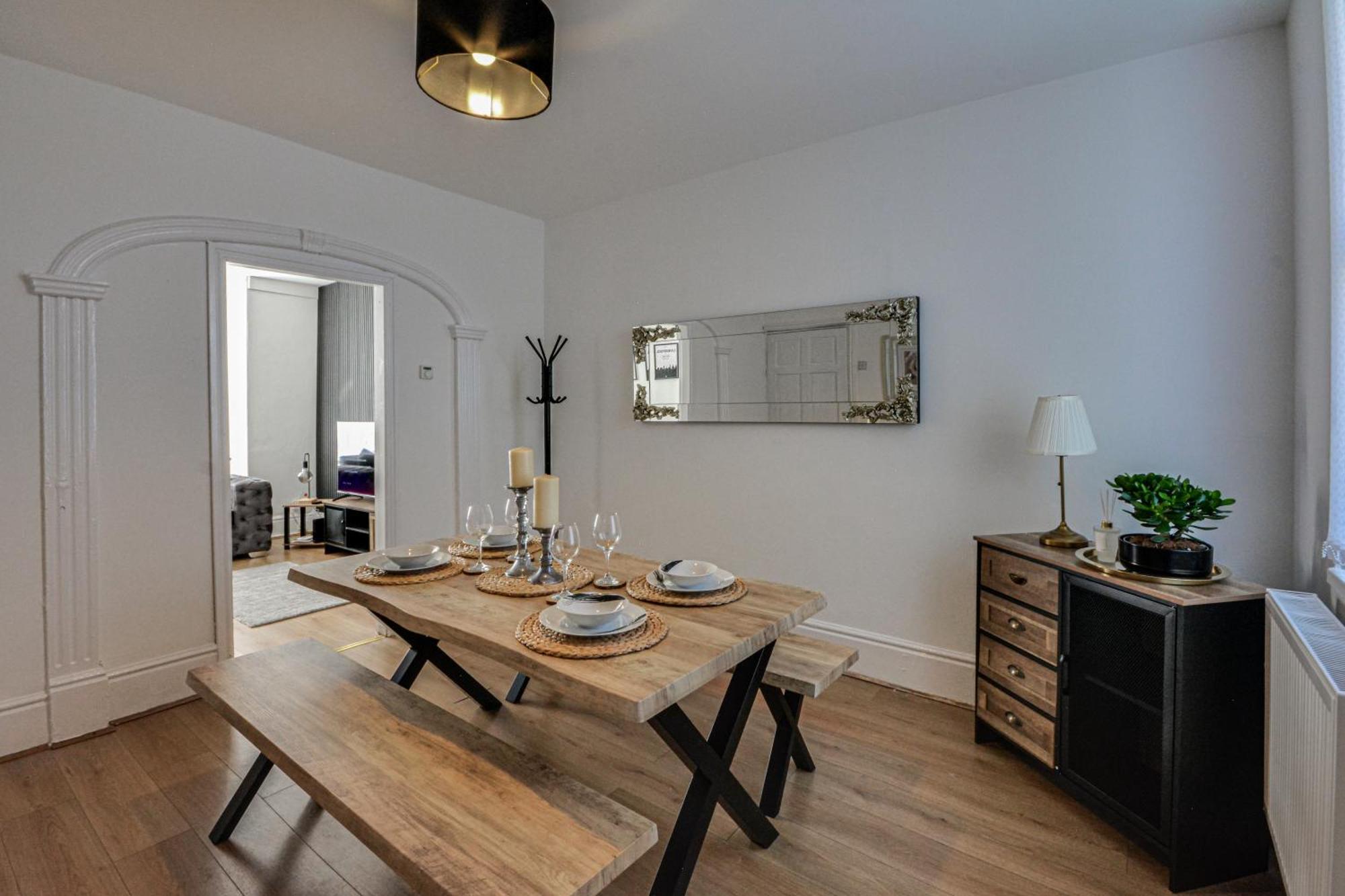Stay With Alexandra 2 Free Parking - High Speed Free Wifi Liverpool Esterno foto